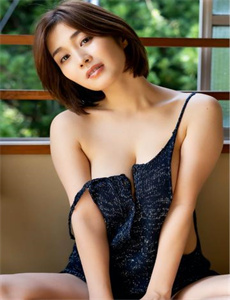 《激烈运动打扑克又疼又叫-人妻熟女 视频二区 视频一区》